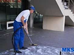 Чистка брусчатки