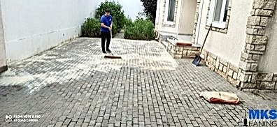 Чистка брусчатки 01.07.20