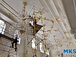 Мытье люстр