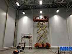 Площадь (14 000 м2)