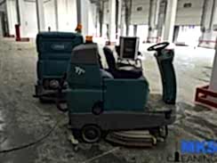 Площадь (14 000 м2)